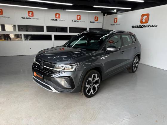 VOLKSWAGEN TAOS 1.4 250 TSI TOTAL FLEX HIGHLINE AUTOMÁTICO